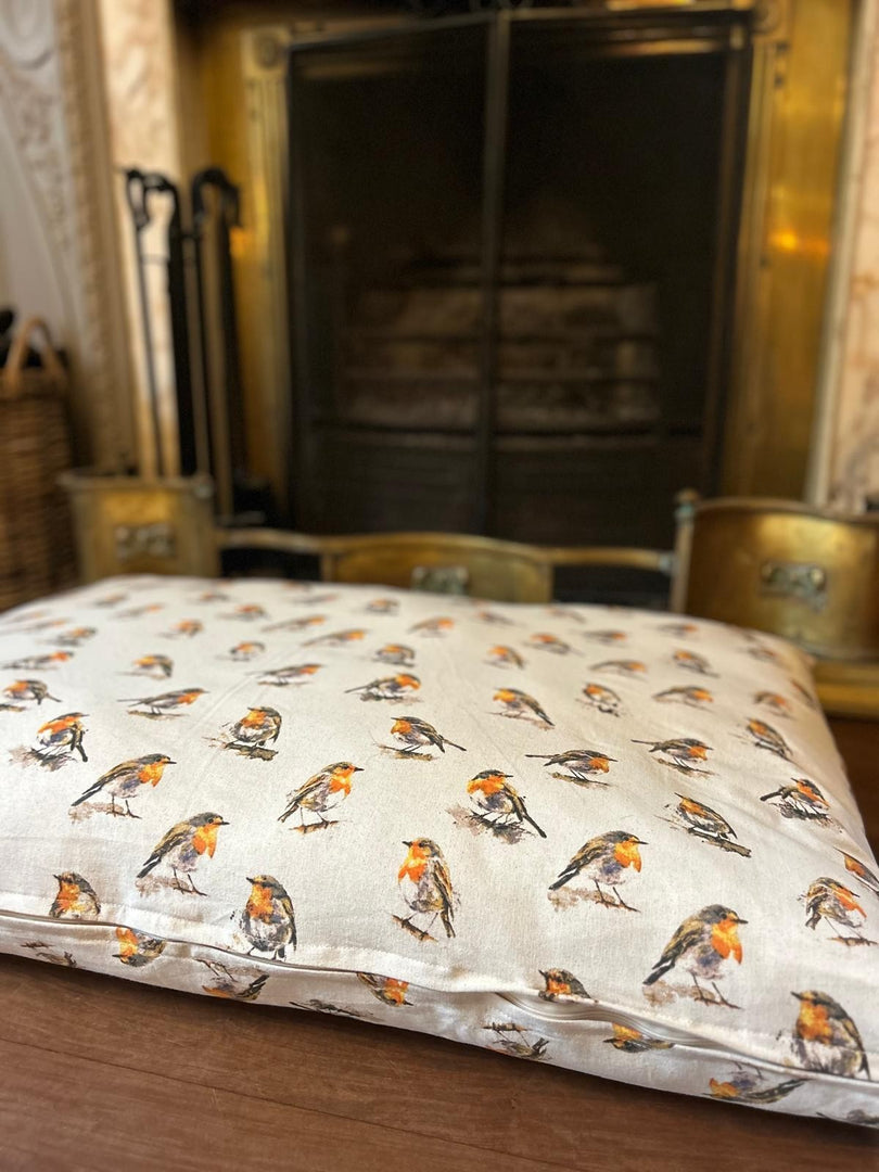 Robin Beige Nature Bird Floor Cushion Red Blue Dog Bed Christmas Indoor Gift13