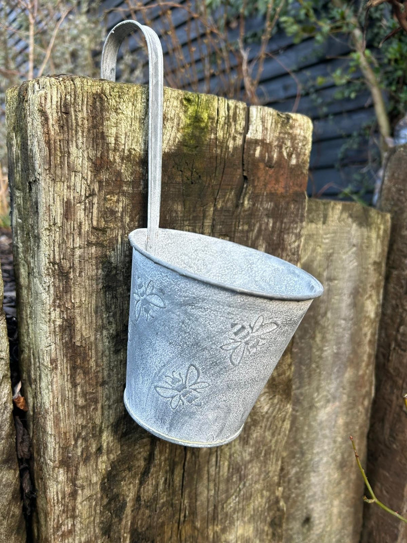 Set Of 3 Zinc Bumblebee Hanging Fence Plant Pots Bee Flower Pot Garden Balcony4