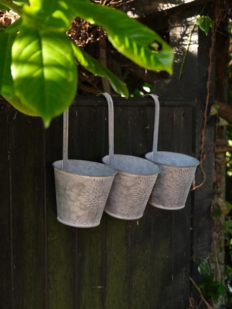 zinc hanging planter Set of 3 Zinc Hanging Balcony Railing Planters – Garden Flowers & Herbs – Garden Stall