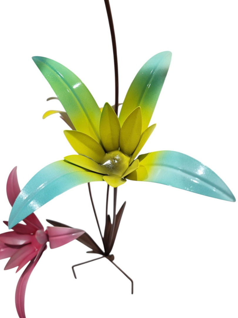 Colourful Metal Garden Flower Ornament Outdoor Lily Sculpture Stake Decoration10