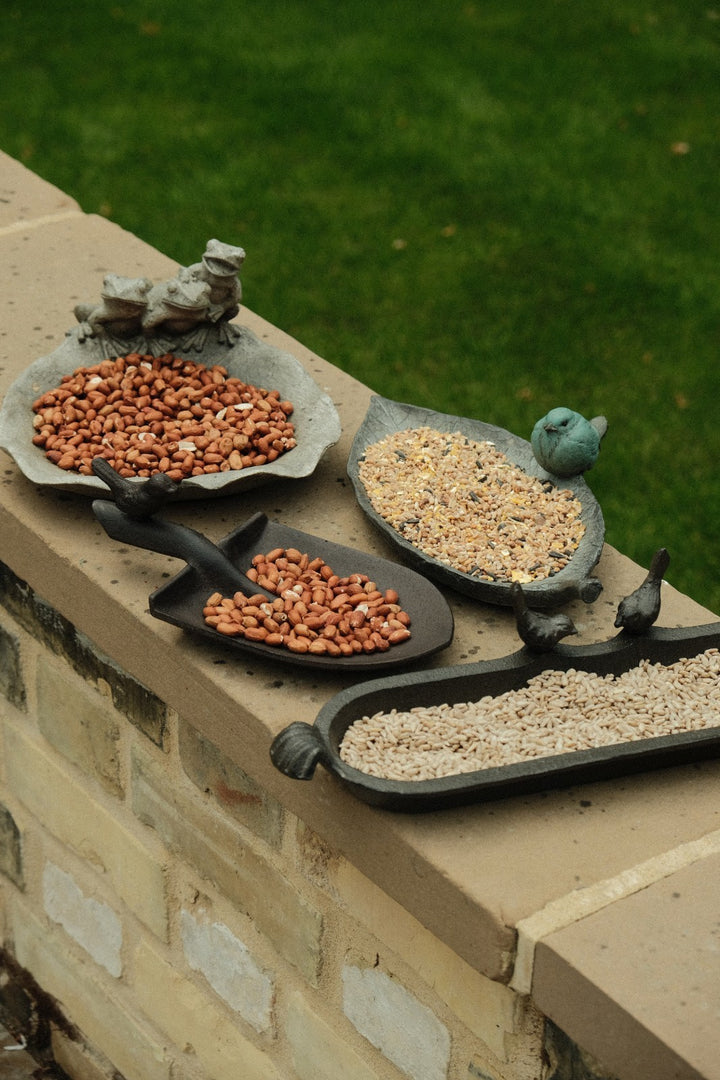 Cast Iron Spade Bird Feeder Dish Seed Bowl Garden Gift Ornament Decoration Feed3