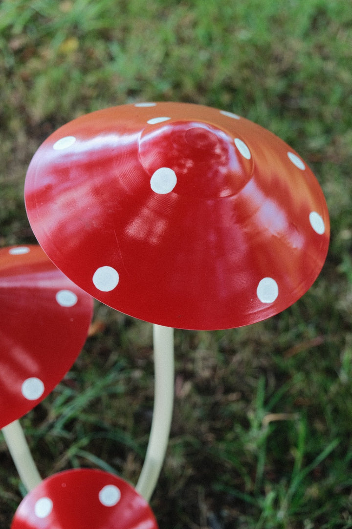Red & White Spotted Toadstool Mushroom Metal Garden Whimsical Fairy Ornament13