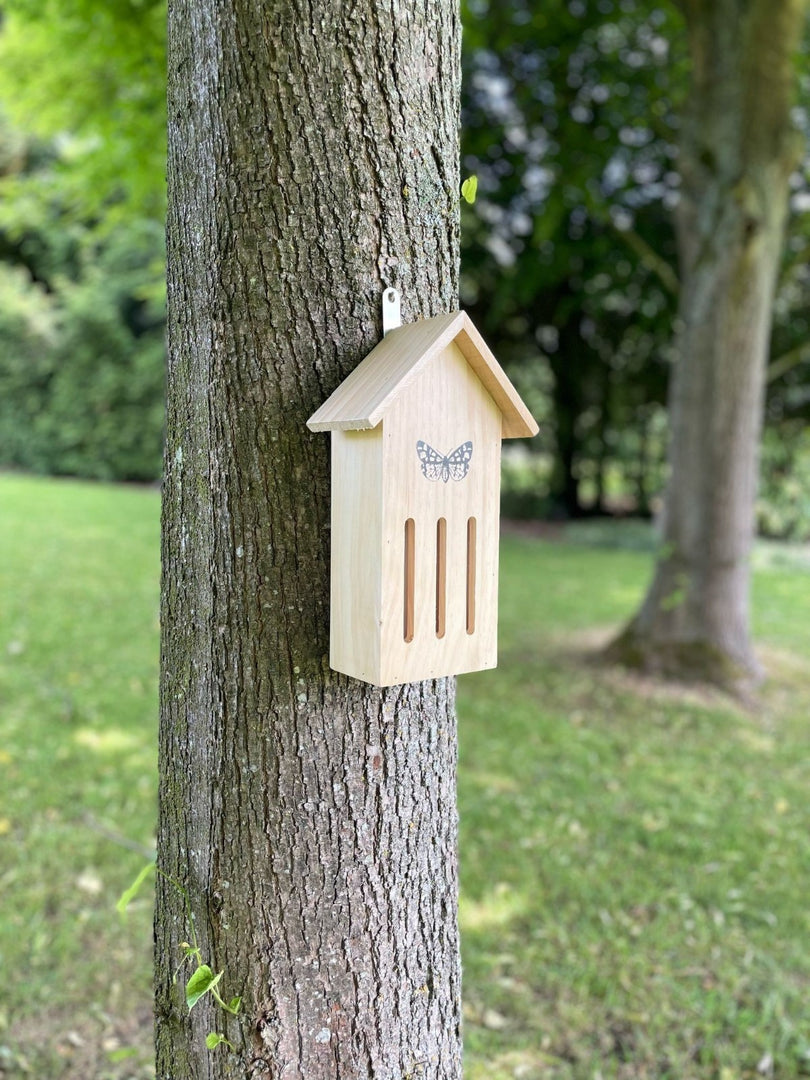 Small Wooden Butterfly Hotel Home Hanging Bug House Garden Gift Decoration4