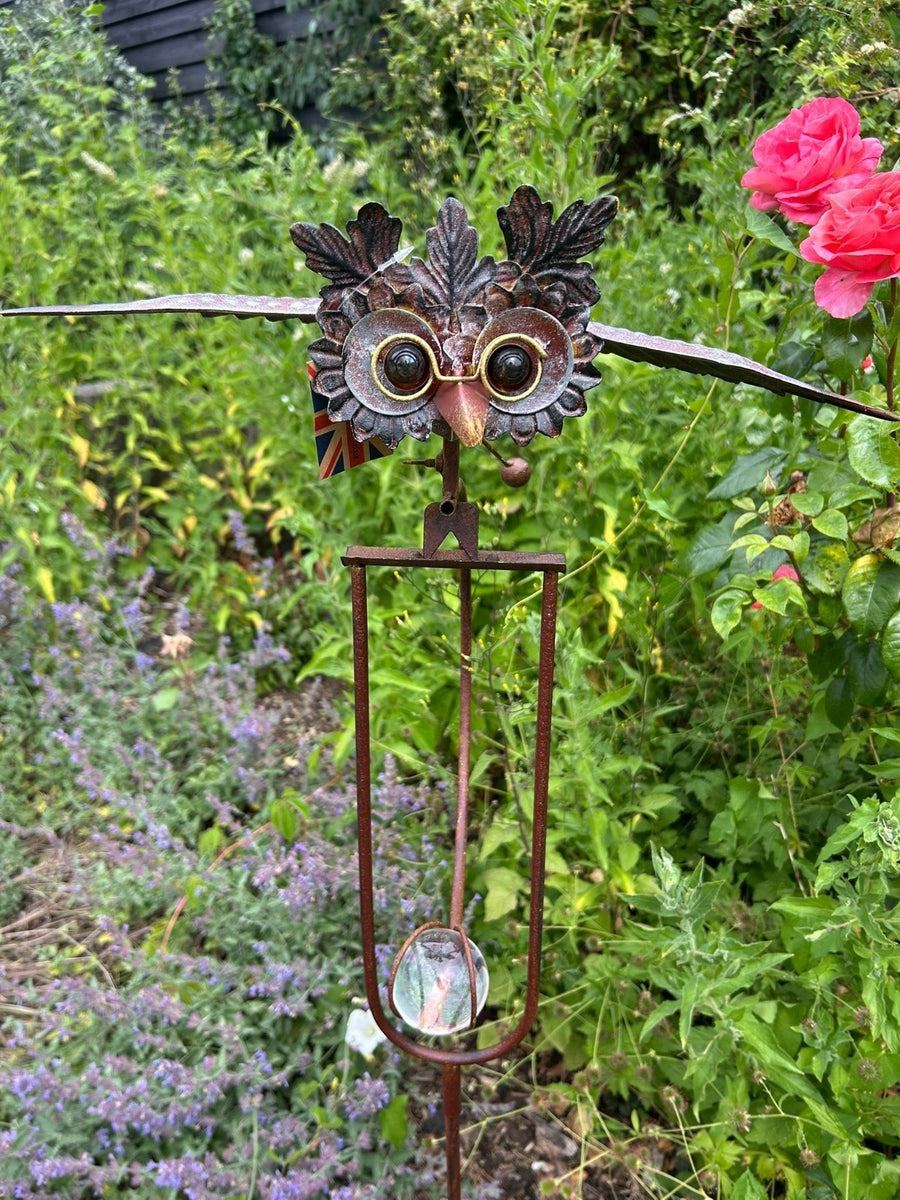 Flying Rocking Balancing Wise Owl Bird Rocker Garden Ornament Decorati ...