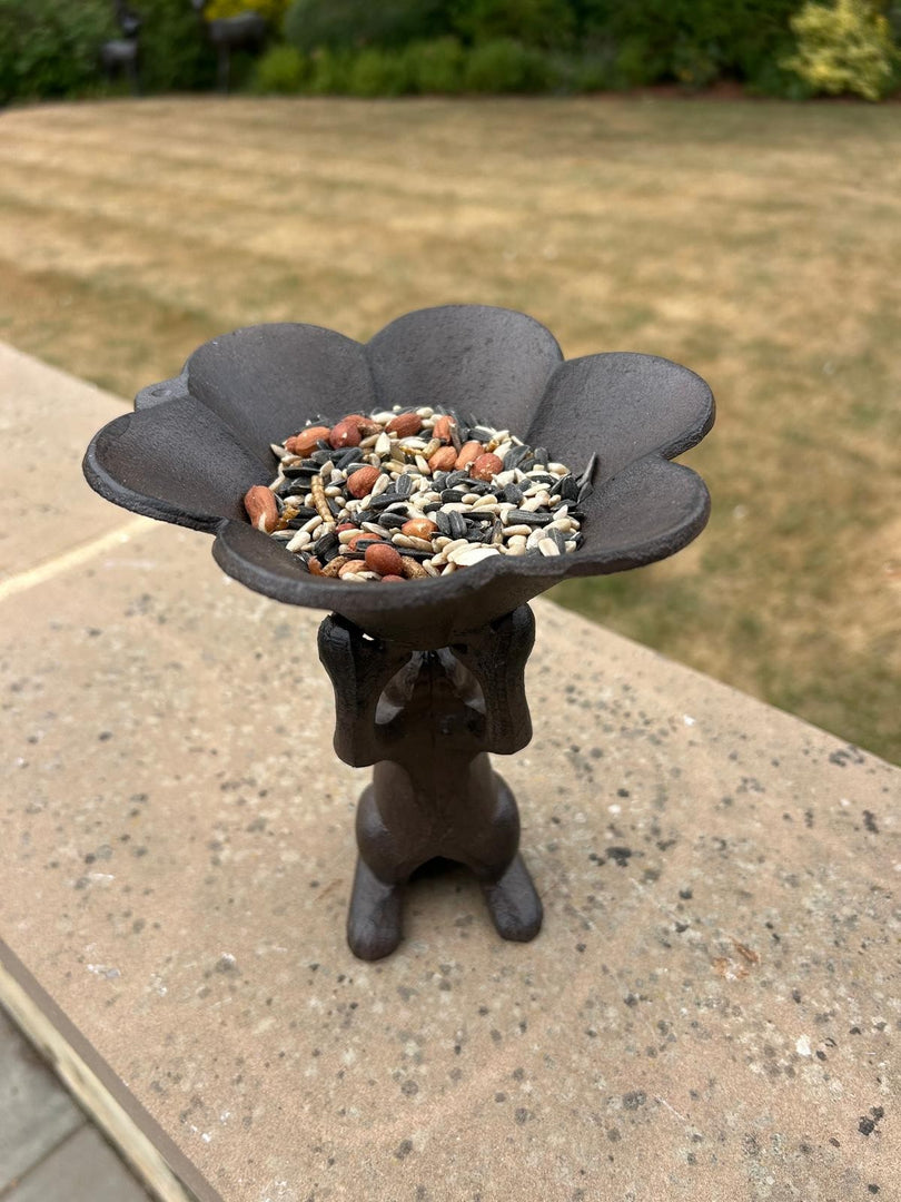 Cast Iron Hare Rabbit Bird Feeder Seed Nut Garden Gift Ornament Decoration Feed3