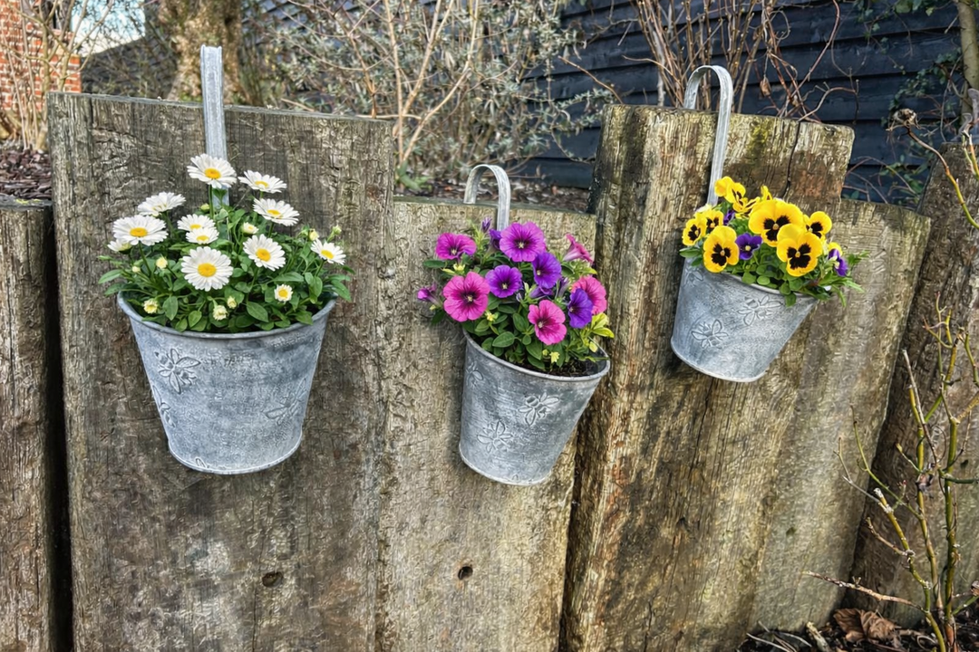 Set Of 3 Zinc Bumblebee Hanging Fence Plant Pots Bee Flower Pot Garden Balcony0