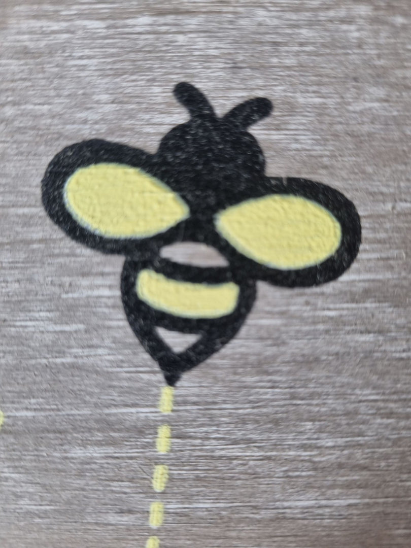 Bee Happy Wooden Garden Sign Hanging Plaque Notice Gift Love Nature Bumblebee9