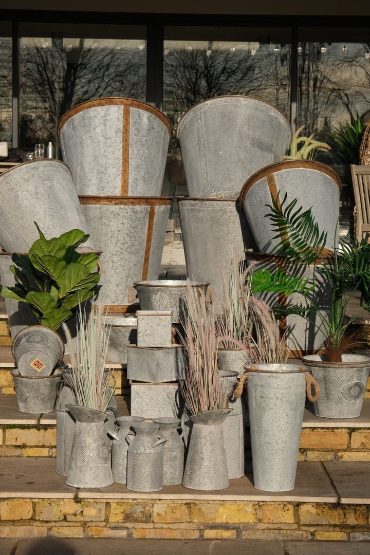 Set Of 3 Zinc Bumblebee Hanging Fence Plant Pots Bee Flower Pot Garden Balcony16