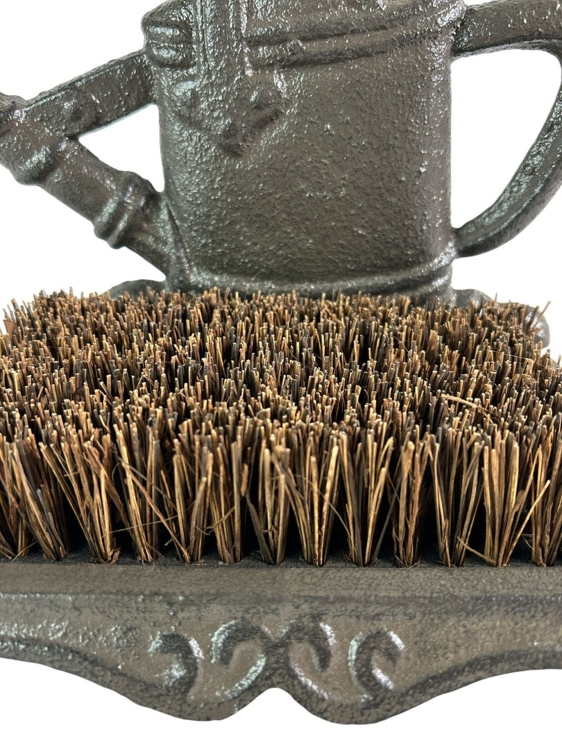 Cast Iron Watering Can Boot Scraper Brush Shoe Welly Boot Cleaner Garden Gift1