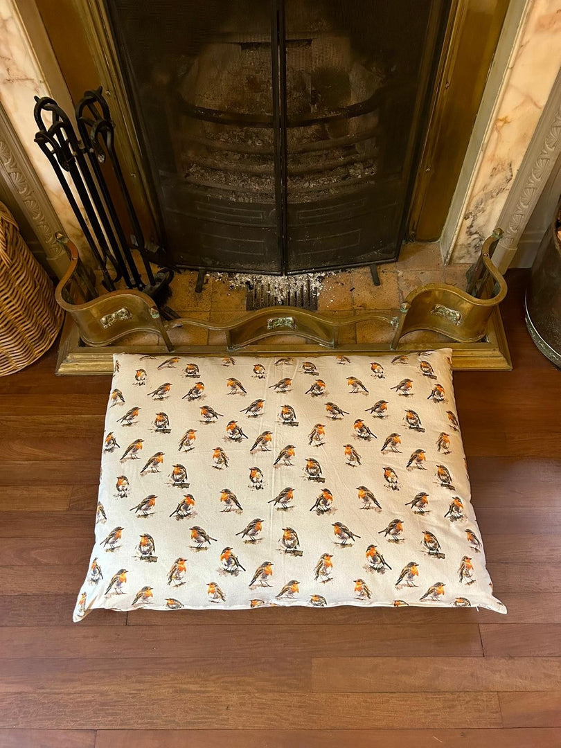 Robin Beige Nature Bird Floor Cushion Red Blue Dog Bed Christmas Indoor Gift12