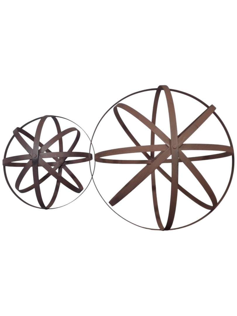 Set of 2 Rustic Metal Garden Spheres Decorative Outdoor Orb Sculptures Brown15