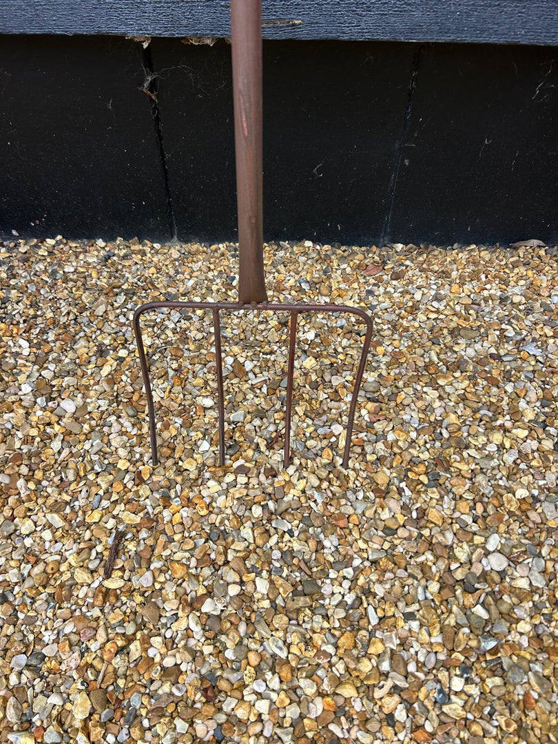 Garden Fork With Robin Stake British Bird Metal Rustic Gift Brown Decoration