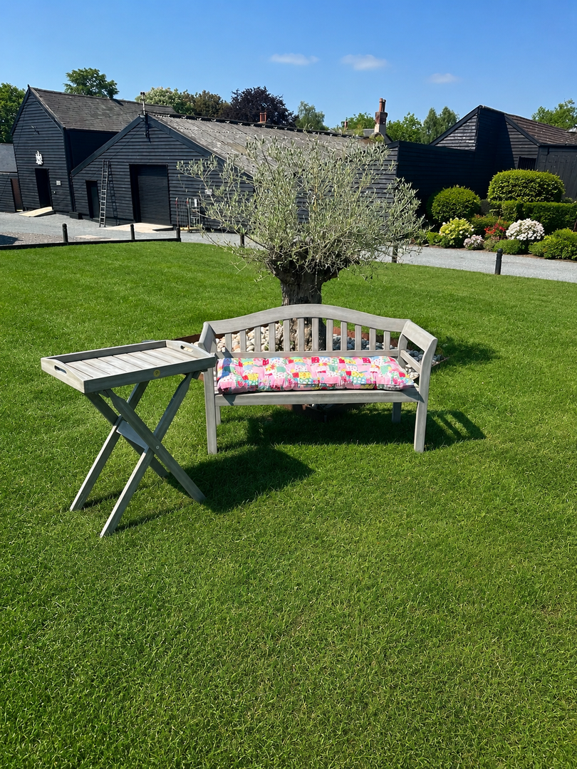 Queen Classic Grey Wooden Garden Bench 2/3 With Seat Pad Cushion & Butler Tray