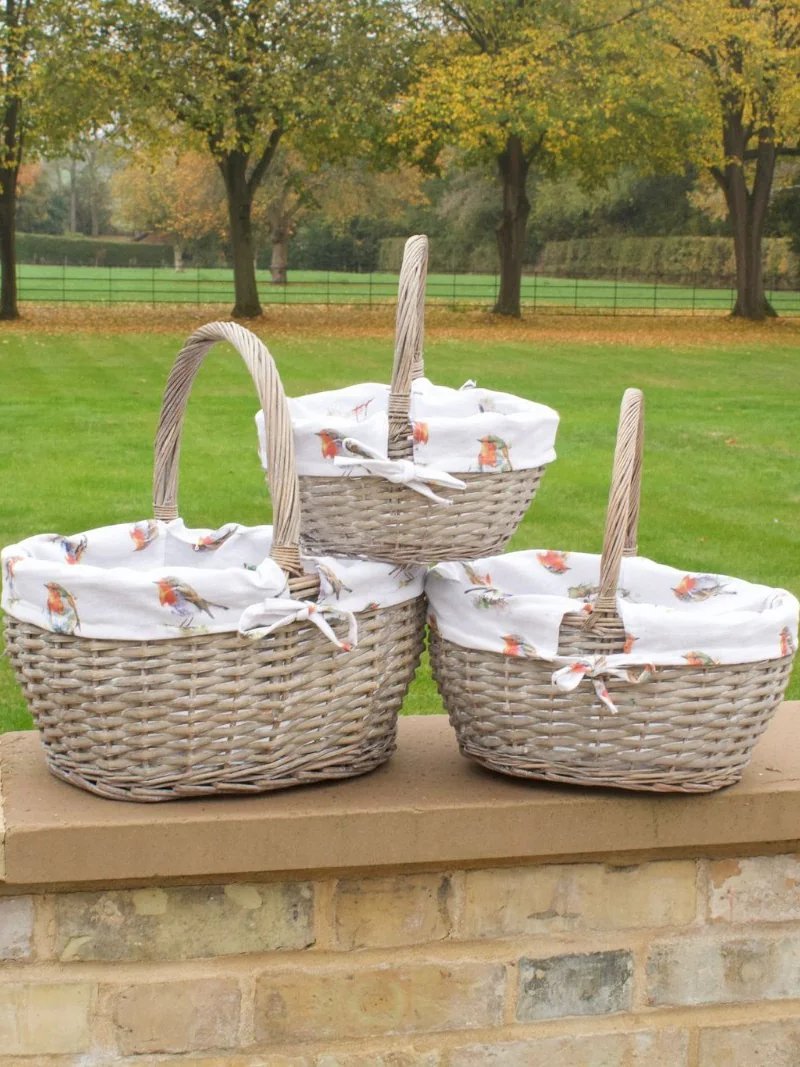 Grey-wash Wicker Shopper Shopping Basket with Robin Bird Liner Storage Hamper