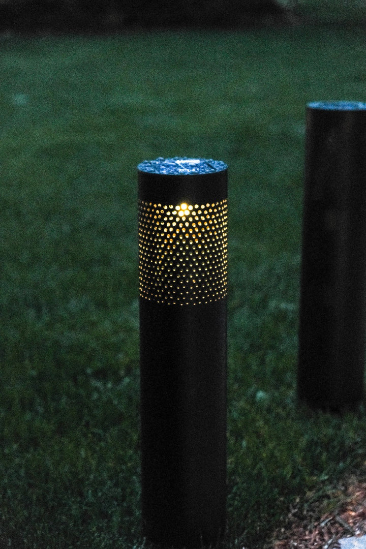 Set Of 4 Solar Post Lights Garden Stake Outdoor Pathway Silver Light Decorative