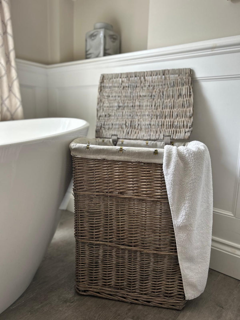 Lidded Laundry Basket Wicker Bumblebee Bee Lined Storage Washing Wash Basket